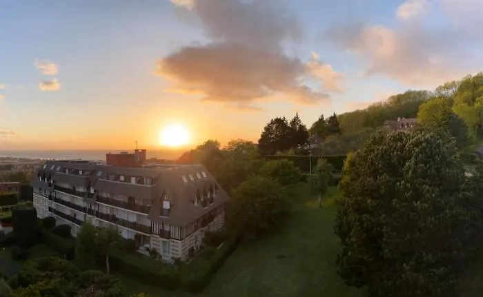 Apartmán A 10 Minutes A Pieds De La Plage, La Corniche Du Mont Canisy - Traveller Award 2023 *