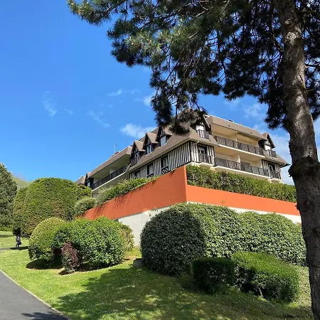 A 10 Minutes A Pieds De La Plage, La Corniche Du Mont Canisy - Traveller Award 2023 Διαμέρισμα *