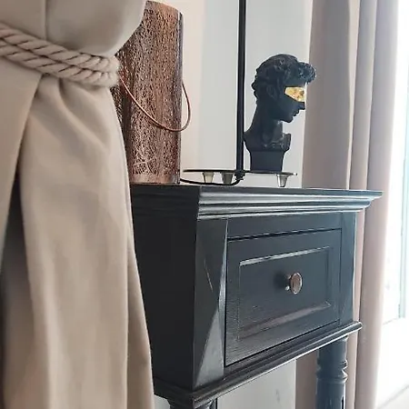 Διαμέρισμα A 10 Minutes A Pieds De La Plage, La Corniche Du Mont Canisy - Traveller Award 2023 *