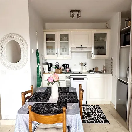 à 10 Minutes à Pieds De La Plage, Résidence La Corniche Du Mont Canisy - Traveller Award 2023