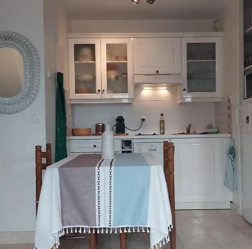 Apartment A 10 Minutes A Pieds De La Plage, La Corniche Du Mont Canisy - Traveller Award 2023 *